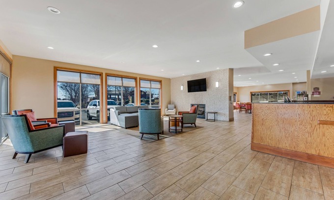 Huntsville Hotel | Comfort Suites Huntsville MidCity District at Research Park