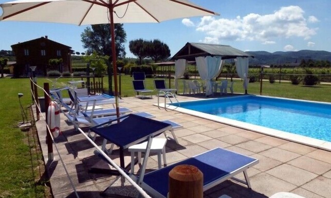 Torgiano Apartment | Comfortable Apartment In A Farmhouse With Pool Near Assisi And Perugia