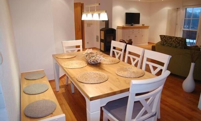 Kurort Brotterode Apartment | Comfortable holiday flat in Brotterode with large balcony