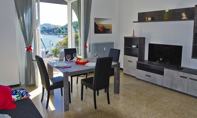 Le Grazie Apartment | Comfortable large apartment in the center of the bay of Le Grazie Portovenere