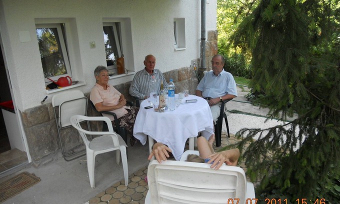 Nemetvolgy Apartment | Comfortable, quiet garden apartment in a convenient location, private parking