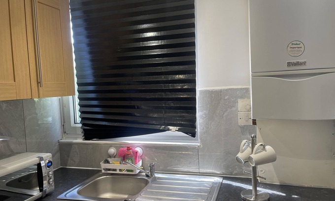 Lewisham Apartment | Comfy and Lovely 1-bed Apartment in London