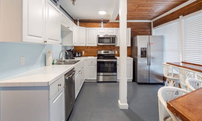 Historic Seaport Apartment | Commodore s Cove by Brightwild Epic Location