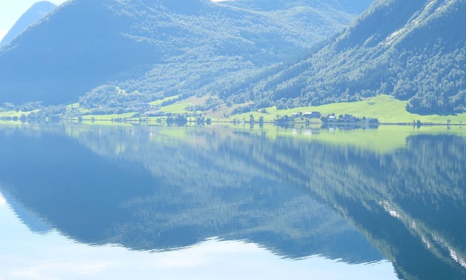 Jolster Condo | Condo