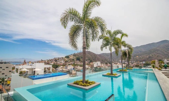 Emiliano Zapata Hotel | Condominios Z