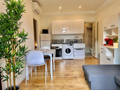 Secteur 1 Apartment | Confort moderne, Apt proche Gare 2-4 personnes