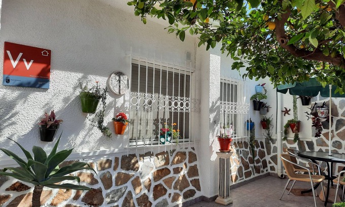 Santiago de la Ribera House | Confortable 3-bed House, Bungalow