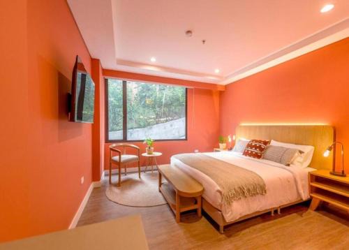 Los Naranjos Apartment | Contemporary Space Steps from El Tesoro 305