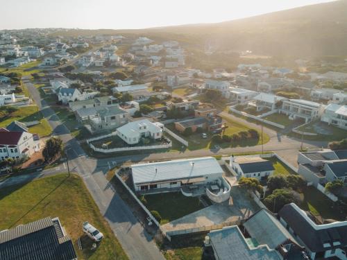 L'Agulhas House | Cooper 4