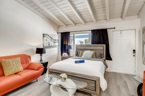 Singer Island Apartment | Coral Sands Boutique Lux Studio