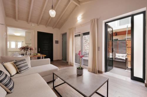 Corfu Town House | Corfu Town Luxury Studio -B