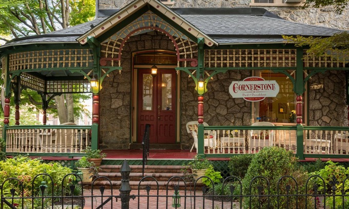 Powelton Village Bed & Breakfast | Cornerstone Bed and Breakfast