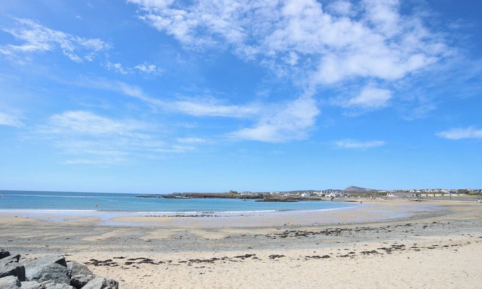 Trearddur Bay Cottage | Corrie Knowe