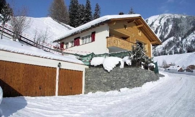 Litziruti Ski Chalet | Cosey Family Chalet with stunning alpine views