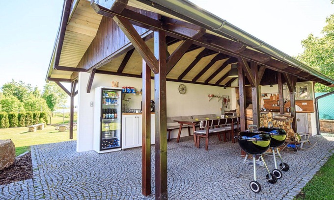 Arnoltice u Decina Apartment | Cosy apartment for 4 guests with WIFI, TV and terrace
