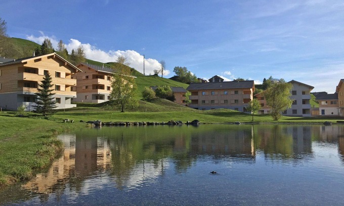Tavanasa Apartment | Cosy apartment for 4 people with hot tub, pool, WIFI, TV, patio and panoramic view