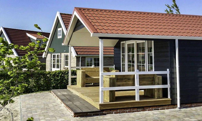 Bant House | Cosy apartment in villa for 4 guests with WIFI, TV, pets allowed and parking