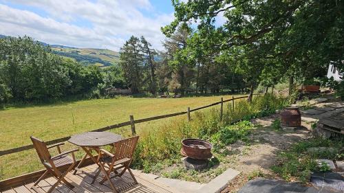 Newtown Other | Cosy Caravan Walkers Ramblers Fishermen Cyclists