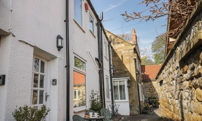 Swainby Cottage | Cosy Cottage