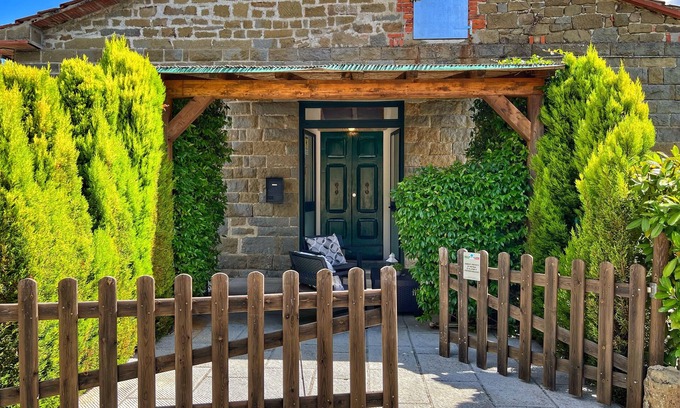 Civitella in Val di Chiana House | Cottage Oleandro - Two Bedroom House, Sleeps 5