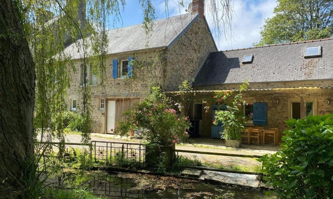 Saint-Sauveur-le-Vicomte House | Cottage in Normandy near Barneville-Carteret