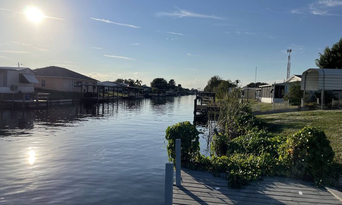 Taylor Creek Cottage | Cottage on the Canal