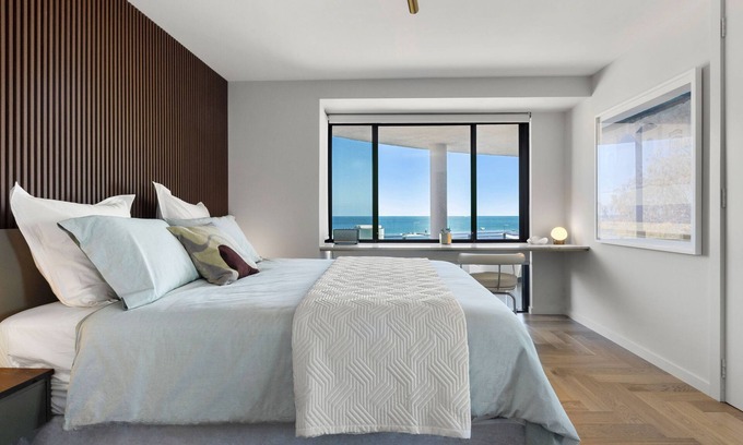 Cottesloe Apartment | Cottesloe Neue Blue Apartment - Executive Escapes