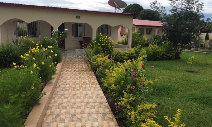 Brufut Apartment | Coun Rapids