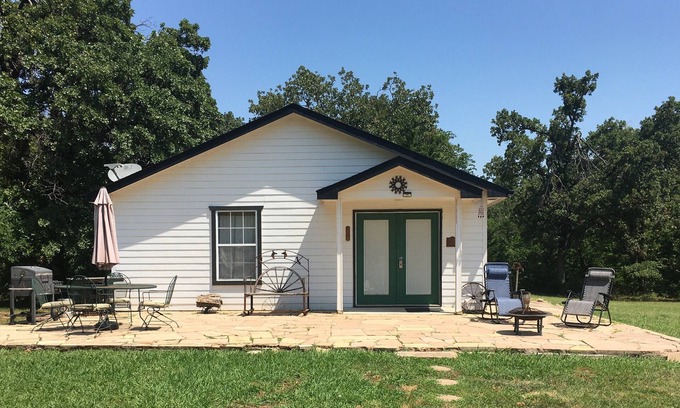 Stillwater House | Country serenity 15 min from OSU campus