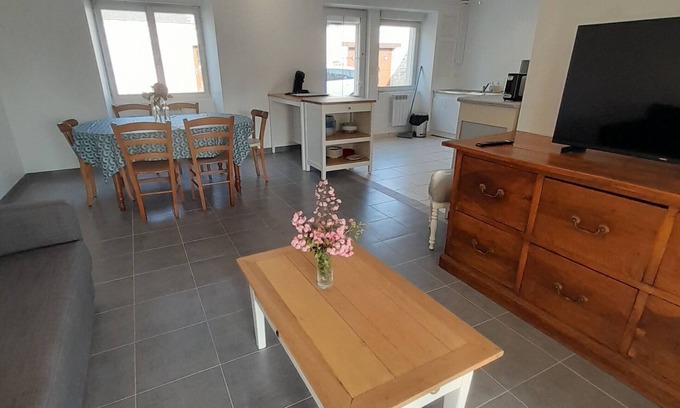 Marzan House | Countryside close to shops 2 bedrooms 2 bathrooms