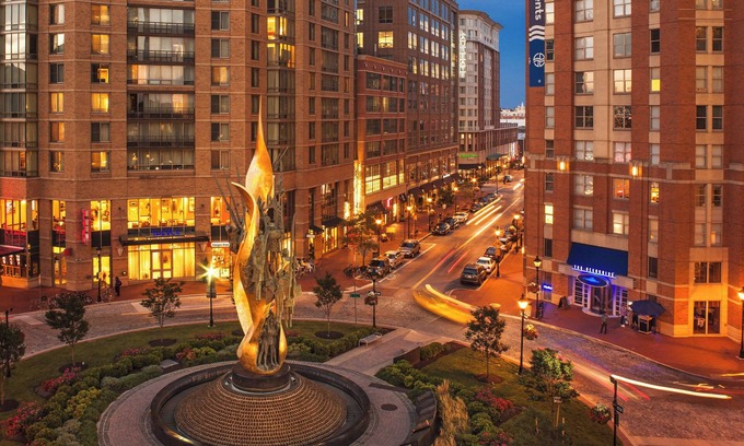Harbor East Hotel | Courtyard by Marriott Baltimore Downtown/Inner Harbor