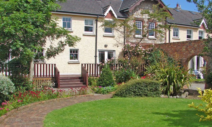 Bettystown House | Courtyard HC No 8 by Interhome