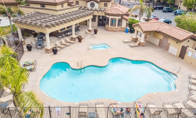 Parkwood Ranch Condo | Coyote Landing, Beautiful Resort Style Vacation Condo
