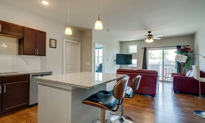 Inglewood Condo | Cozy 1-bedroom condo in Nashville w/WiFi, washer/dryer, minutes from downtown.