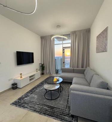 Discovery Gardens Apartment | Cozy 1BR Pool-Gym, close to metro BrandNew!