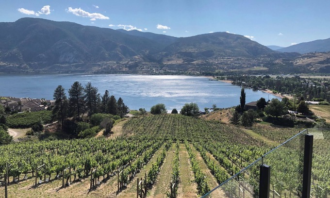 Okanagan-Similkameen Apartment | Cozy 2-bedroom apartment with WiFi, AC in amazing Penticton