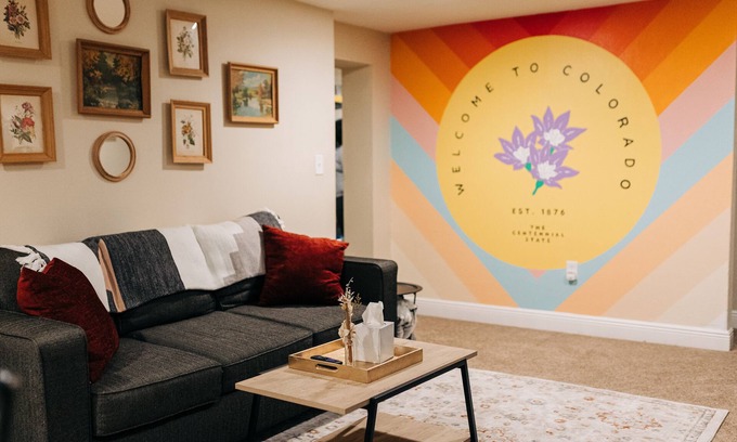 Eiber House | Cozy 2-bedroom at the Allison Street Cottage!
