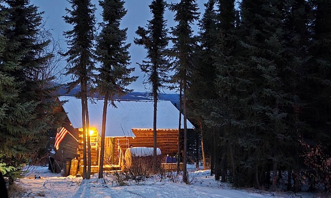 Healy Cabin | Cozy 2-bedroom cabin in lovely Healy with WiFi.