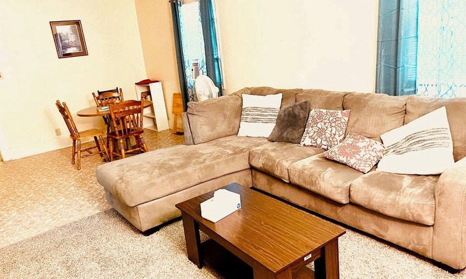 South Bend Apartment | Cozy 2 Bedroom South of South Bend