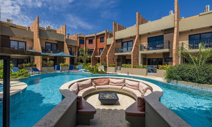 Tuscany Residence Aruba House | Cozy 2BR/2BA Townhouse Short Walk to the Beach at Porta Al Sole 9 by Bocobay