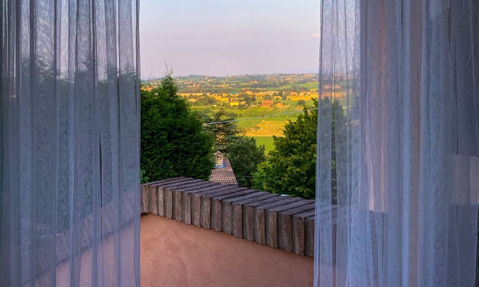 Maranello Apartment | Cozy apartment 3 km from Maranello, the city of Ferrari