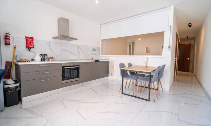 Xlendi Apartment | Cozy Apartment With Balcony in Xlendi Bay Gozo