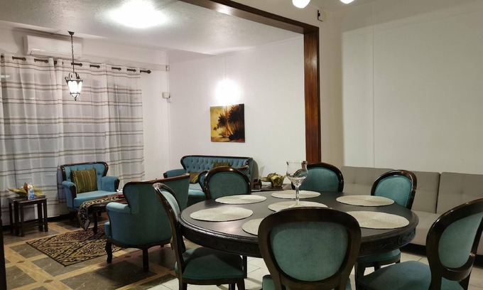 Quatre Bornes Apartment | Cozy Classical Apartment 1