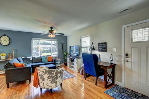 North Beach House | Cozy Cottage 3 beds 2 baths W outdoor grill!