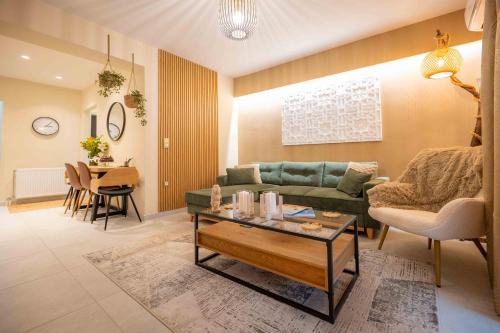 Petralona Apartment | Cozy