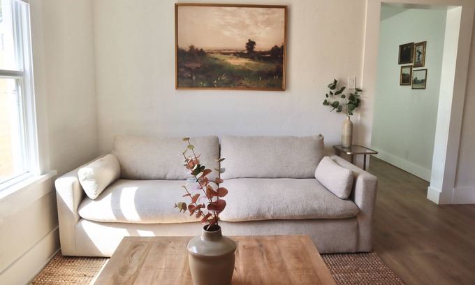 Kenwood House | Cozy Grand Central Bungalow