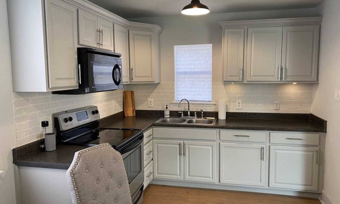 Mississippi City House | Cozy home 2 blocks from beach