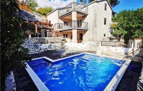 Blaca House | Cozy Home In Blaca With Wifi