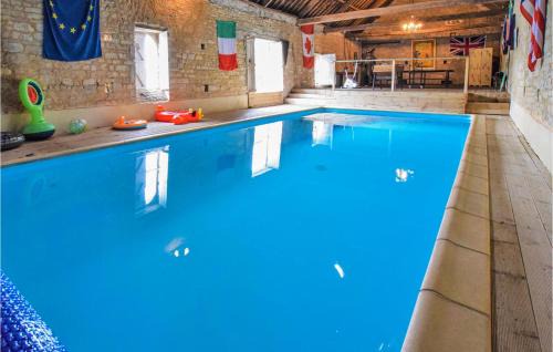 Saint-Germain-du-Pert House | Cozy Home In St Germain Du Pert