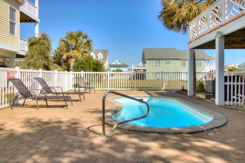 Kure Beach House | Cozy Kure by Carolina Beach Realty